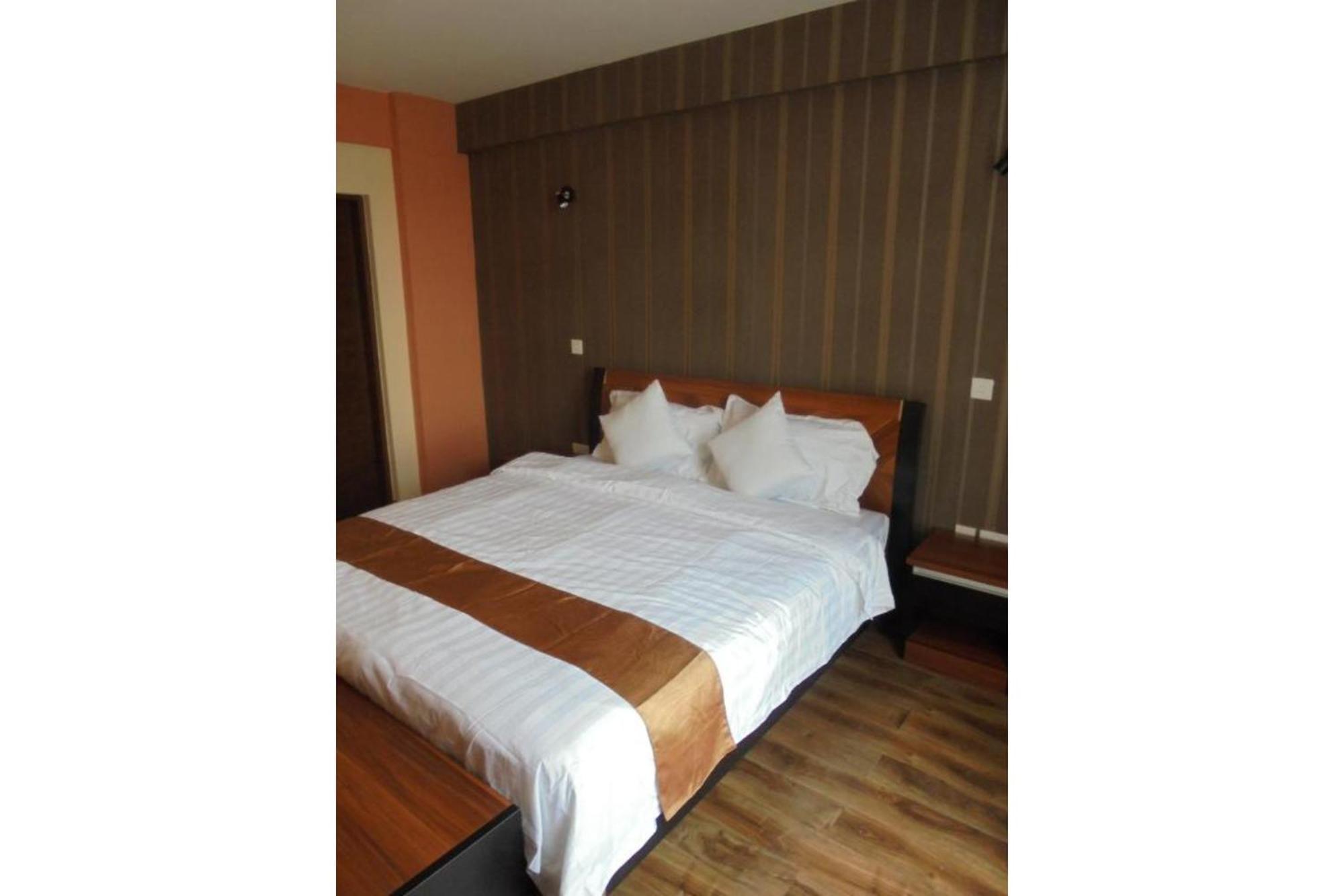 We Hotel & Suites 奈洛比 外观 照片
